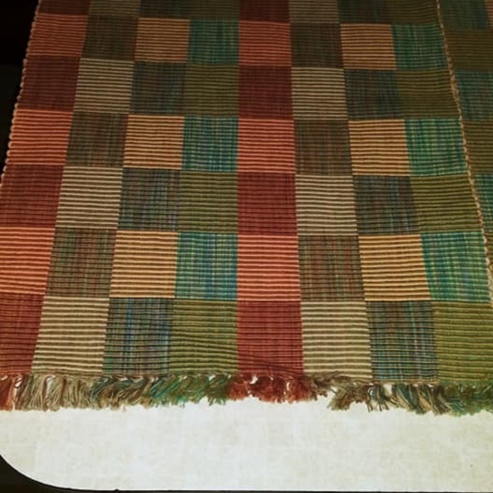 Two Multi-colored Check Placemats - Picture 4 of 5